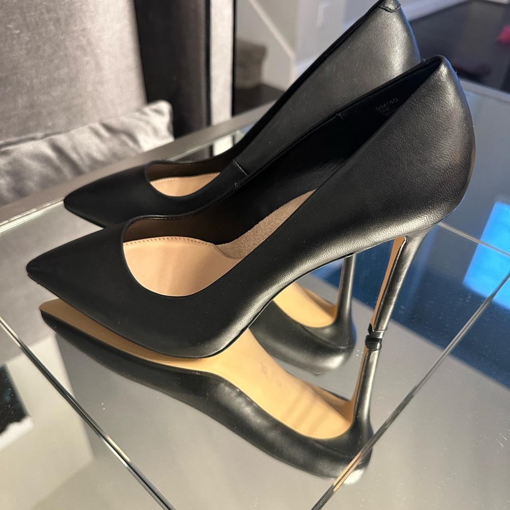 BCBGeneration Bissha pump | Size 9| Never worn